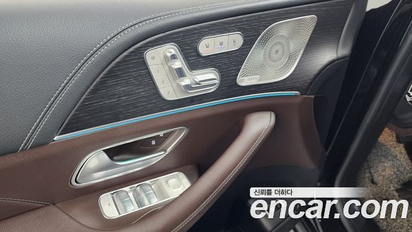 Mercedes-Benz GLE 2023, фото 28