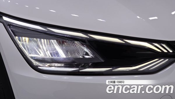 Kia EV6 2022, фото 8