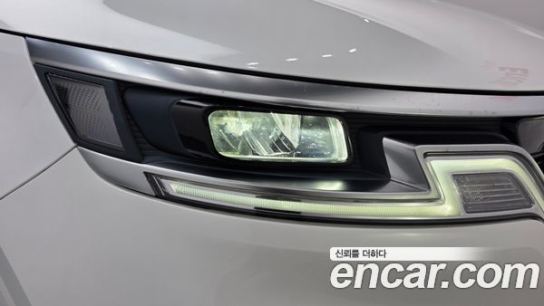 Kia Carnival 2021, фото 8