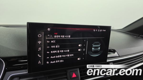 Audi A4 2021, фото 33