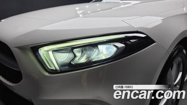 Mercedes-Benz A-Class 2020, фото 8