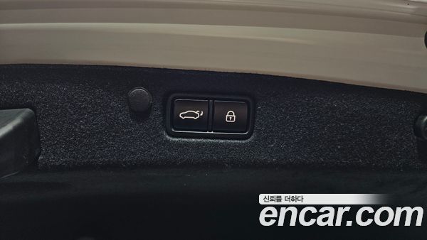 Hyundai Grandeur 2023, фото 31