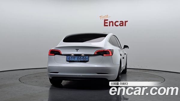 Tesla Model 3 2020, фото 4