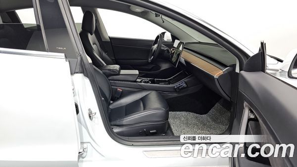 Tesla Model 3 2020, фото 11