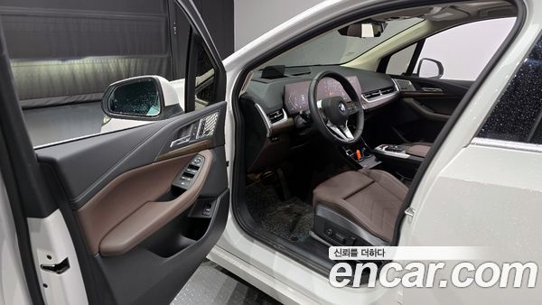 BMW 2 Series 2025, фото 11