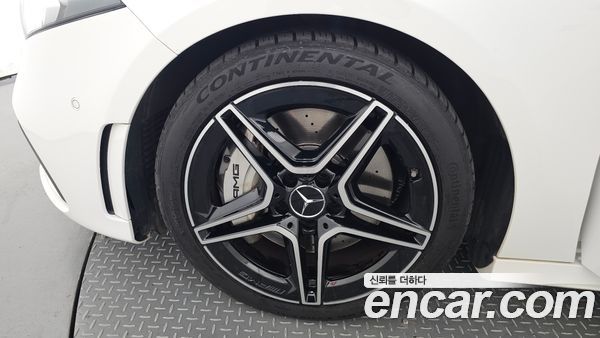 Mercedes-Benz A-Class 2021, фото 5