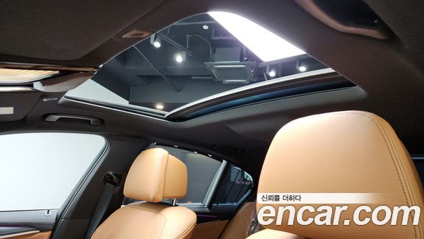 BMW 5 Series 2023, фото 18
