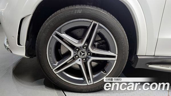 Mercedes-Benz GLS 2022, фото 5