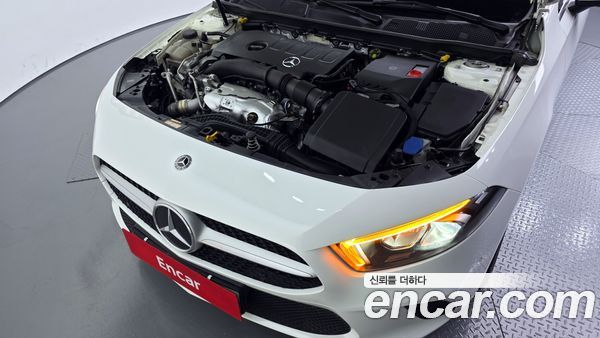 Mercedes-Benz A-Class 2020, фото 6