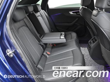 Audi A4 2023, фото 12