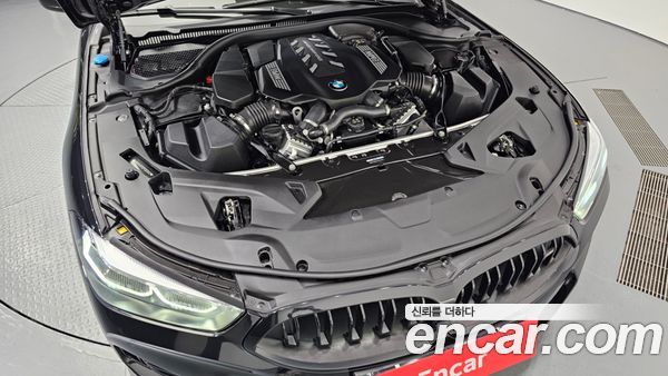 BMW 8 Series 2023, фото 6