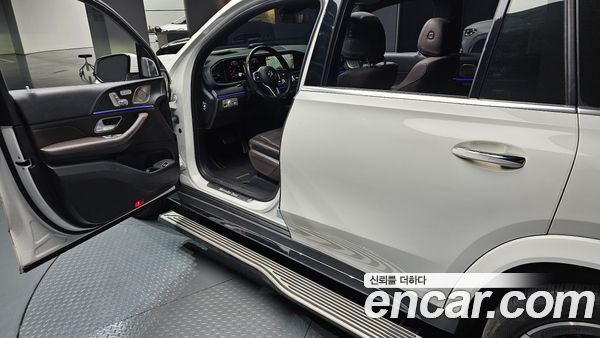 Mercedes-Benz GLS 2022, фото 16