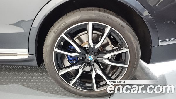BMW X7 2021, фото 5