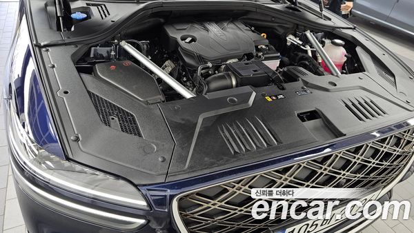 Genesis GV70 2025, фото 6