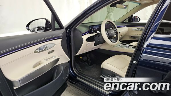 Genesis GV70 2025, фото 10