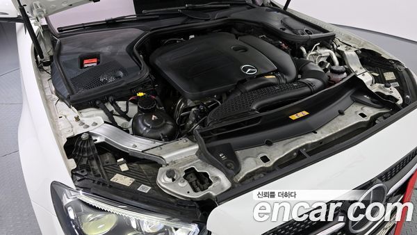 Mercedes-Benz E-Class 2021, фото 6