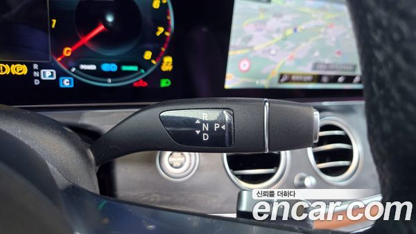 Mercedes-Benz E-Class 2021, фото 9