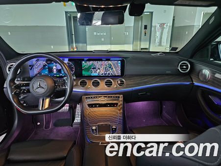 Mercedes-Benz E-Class 2021, фото 7