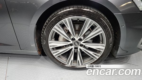 Audi A6 2023, фото 5