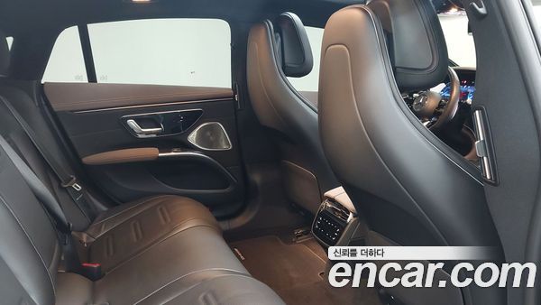 Mercedes-Benz EQS 2022, фото 10