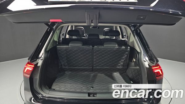Volkswagen Tiguan 2023, фото 21