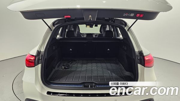 Mercedes-Benz GLC 2025, фото 20