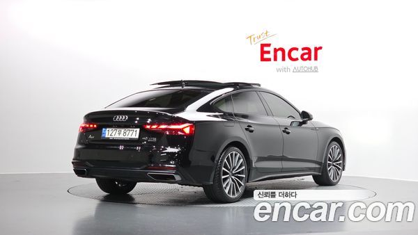 Audi A5 2023, фото 2