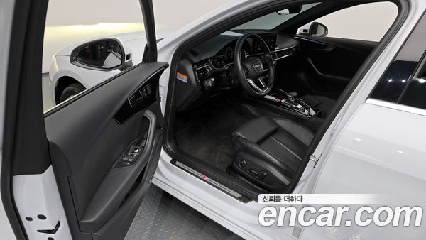 Audi A4 2021, фото 11