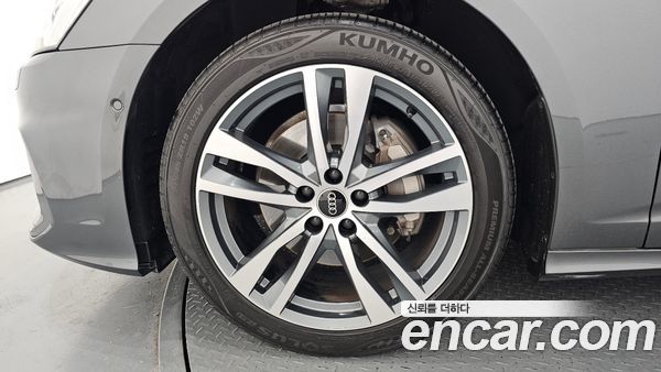 Audi A6 2022, фото 5