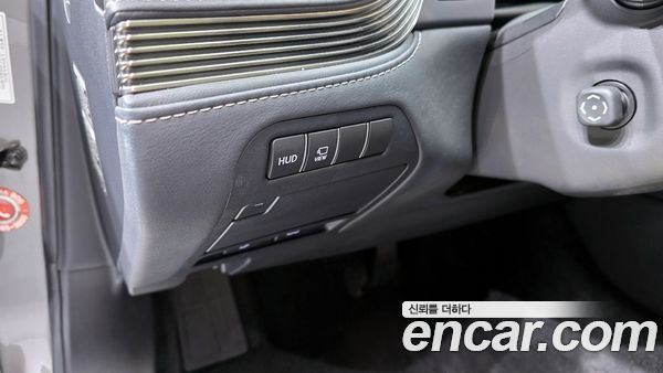 Lexus LS 2021, фото 17