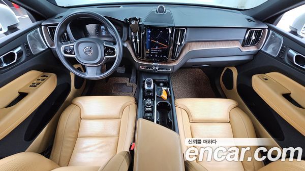 Volvo XC60 2021, фото 7