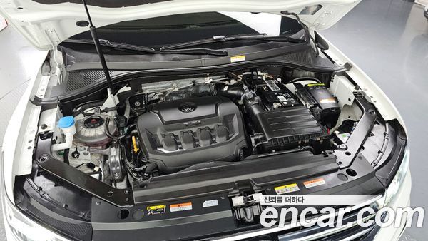 Volkswagen Tiguan 2023, фото 6