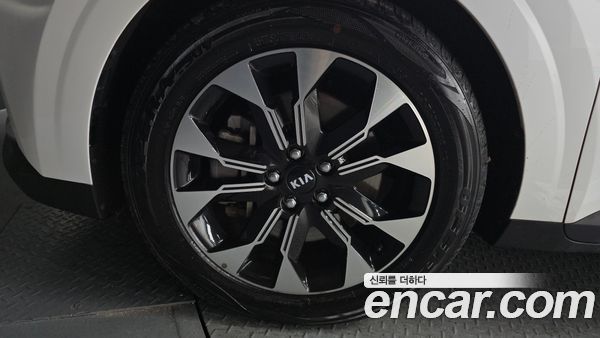 Kia Carnival 2021, фото 5