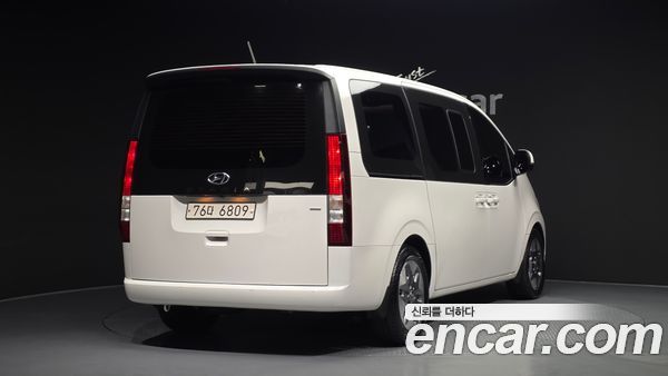 Hyundai Staria 2022, фото 2