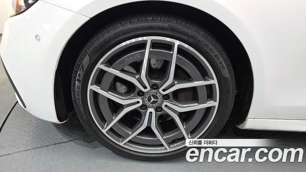 Mercedes-Benz E-Class 2021, фото 4