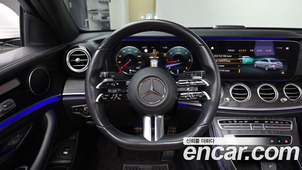 Mercedes-Benz E-Class 2021, фото 13