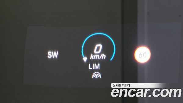 Mercedes-Benz E-Class 2021, фото 17