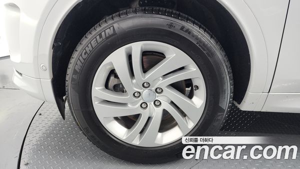 Land Rover Discovery Sport 2025, фото 5