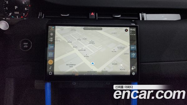 Land Rover Discovery Sport 2025, фото 14