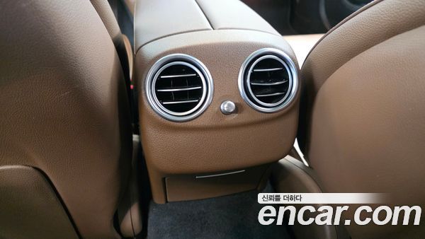 Mercedes-Benz E-Class 2021, фото 18