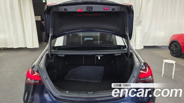 Mercedes-Benz E-Class 2021, фото 20