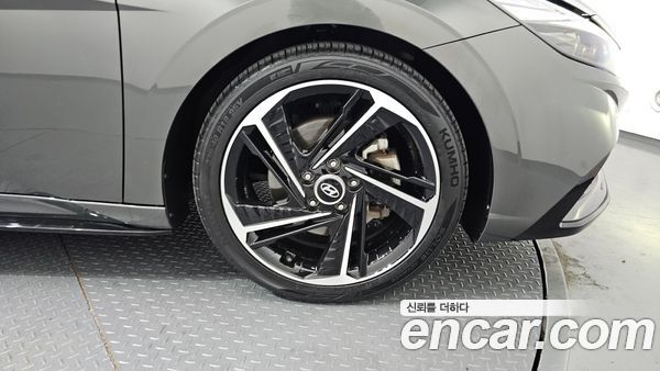 Hyundai Elantra 2022, фото 5