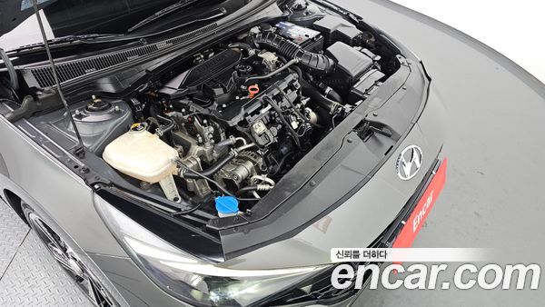 Hyundai Elantra 2022, фото 6