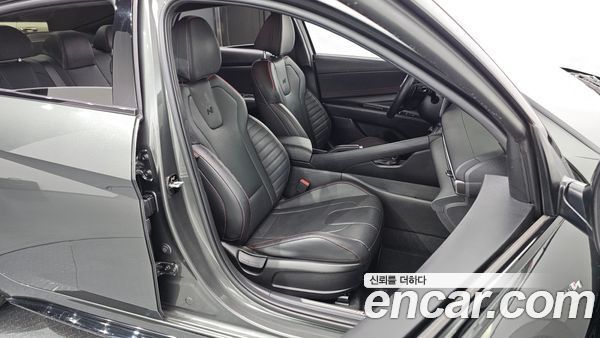 Hyundai Elantra 2022, фото 10