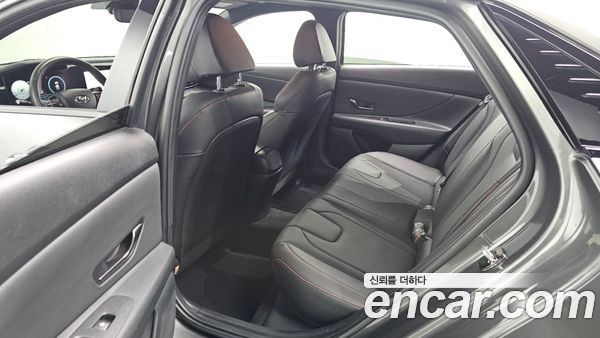 Hyundai Elantra 2022, фото 12