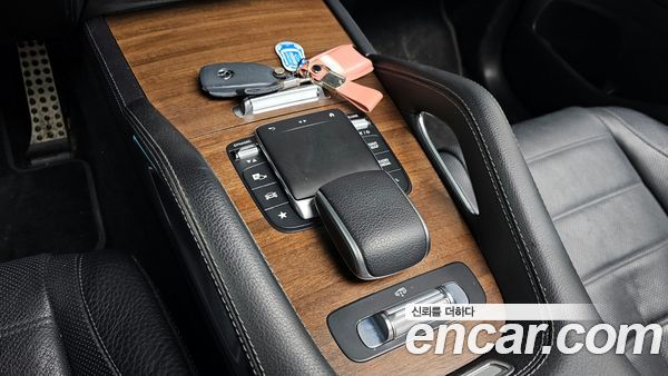 Mercedes-Benz GLS 2021, фото 18
