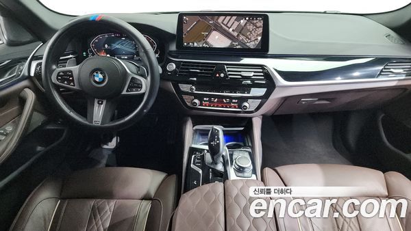 BMW 5 Series 2022, фото 7
