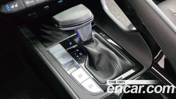 Hyundai Elantra 2022, фото 9