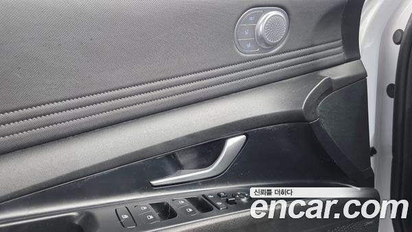 Hyundai Elantra 2022, фото 12