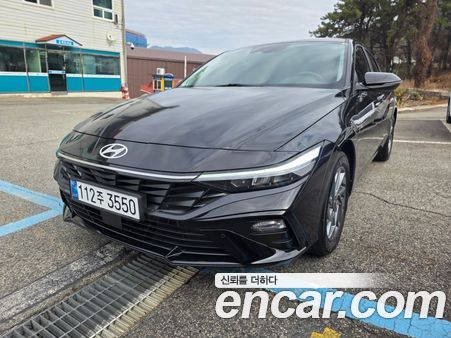 Hyundai Elantra 2024, фото 2